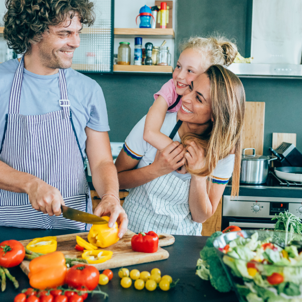 Nutrition Break for Stress: Balance treats with nutritious foods, cook with loved ones for memorable holiday experiences.