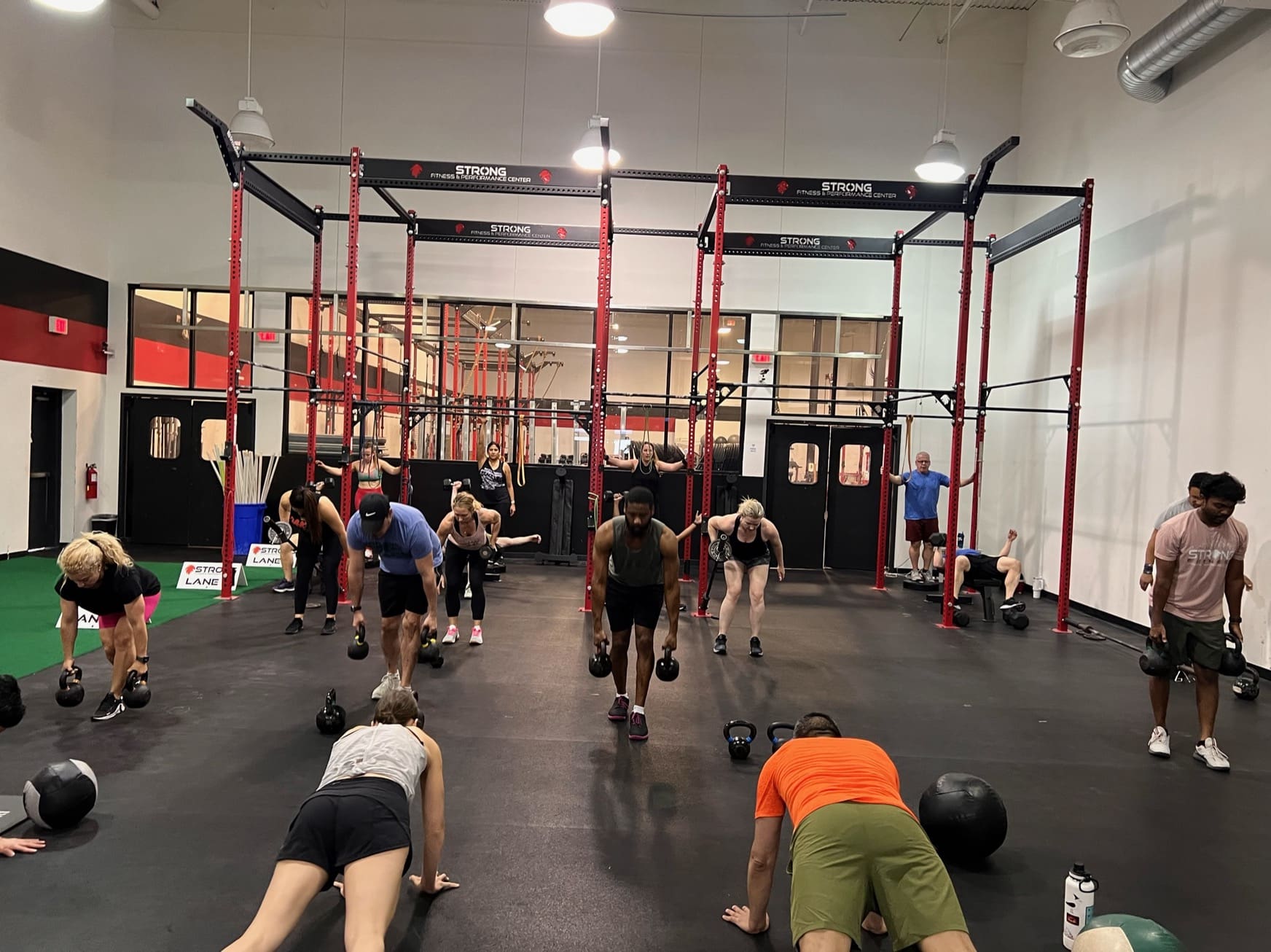 Diverse fitness goals meet in 'The Strong Class': cardio, strength training, and aesthetic conditioning combine for a holistic approach.